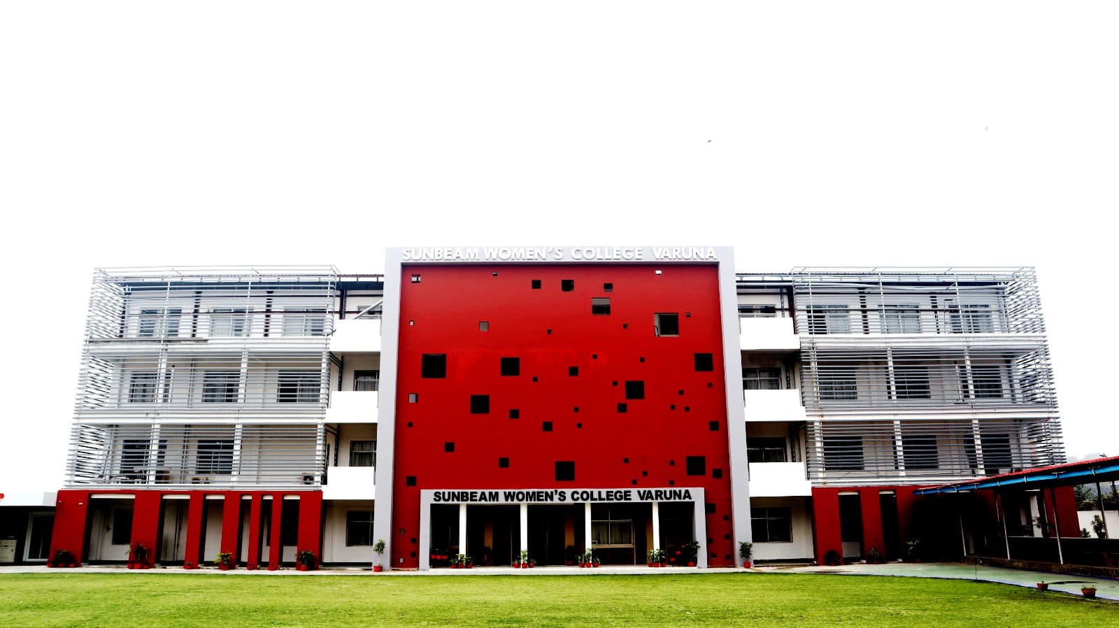 Sunbeam College for Women Varanasi College Images photo 10